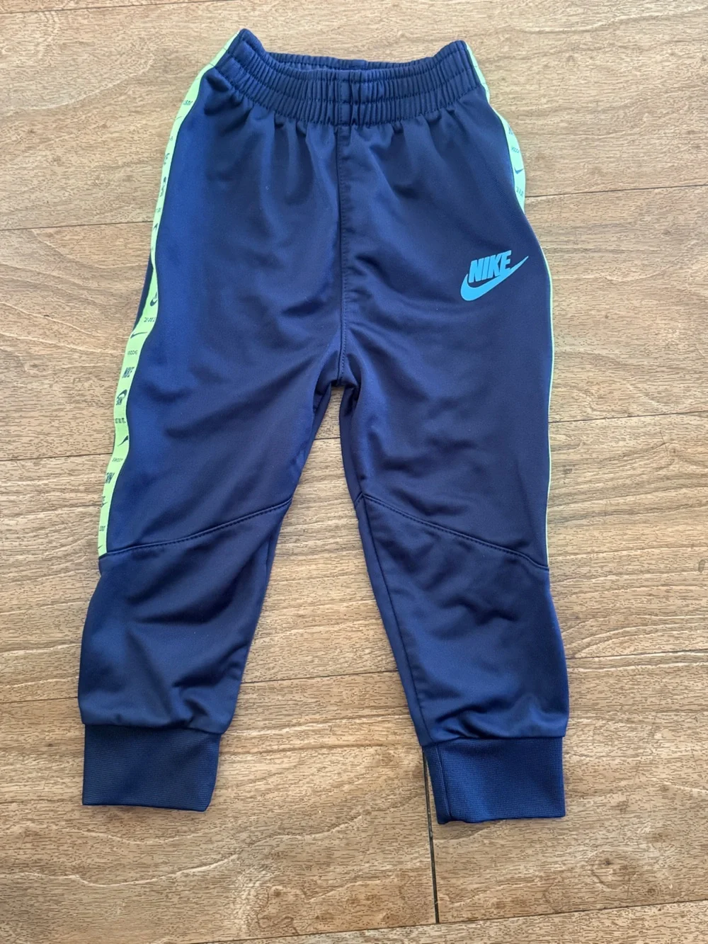 Nike Kids Navy Sweatpants & Jacket Set with Mint Stripe